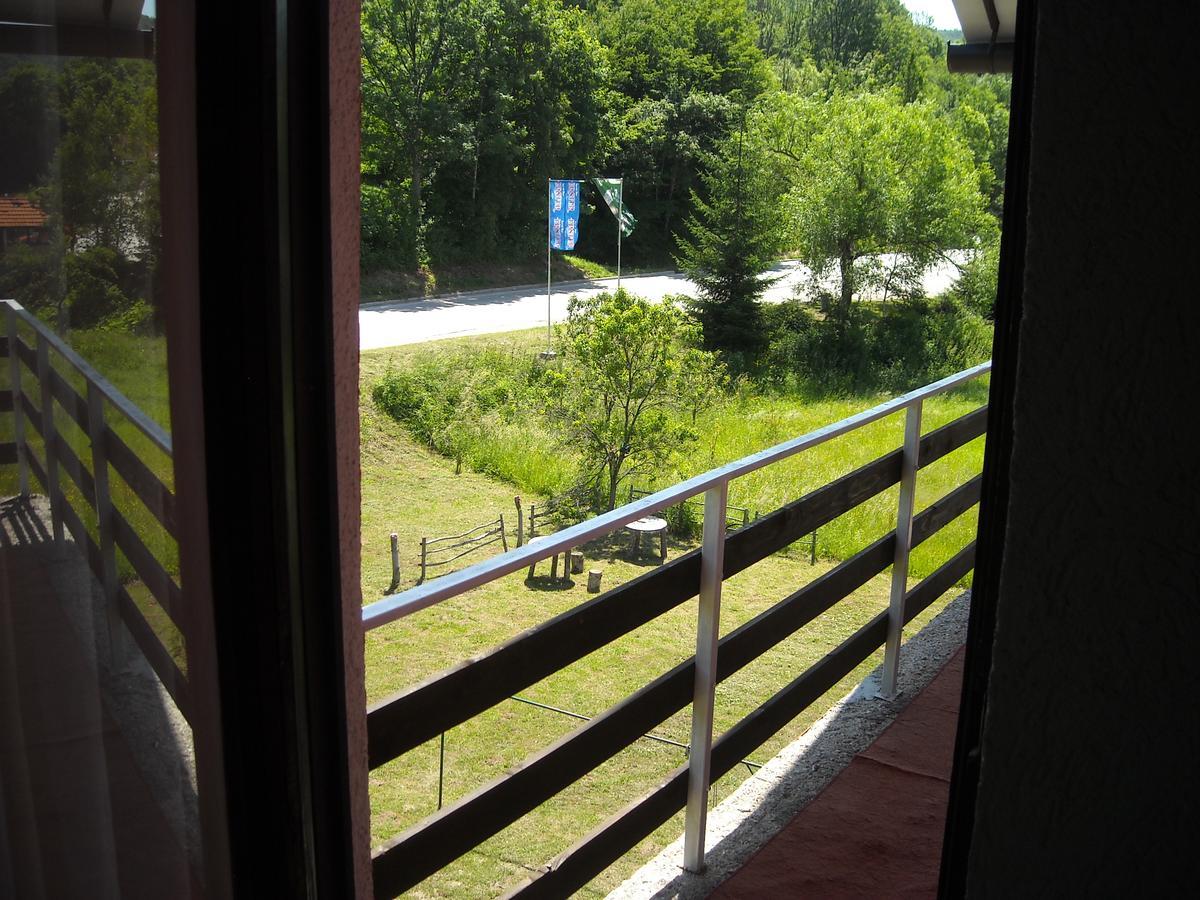Motel Sretno Good Luck Trnovo Dış mekan fotoğraf